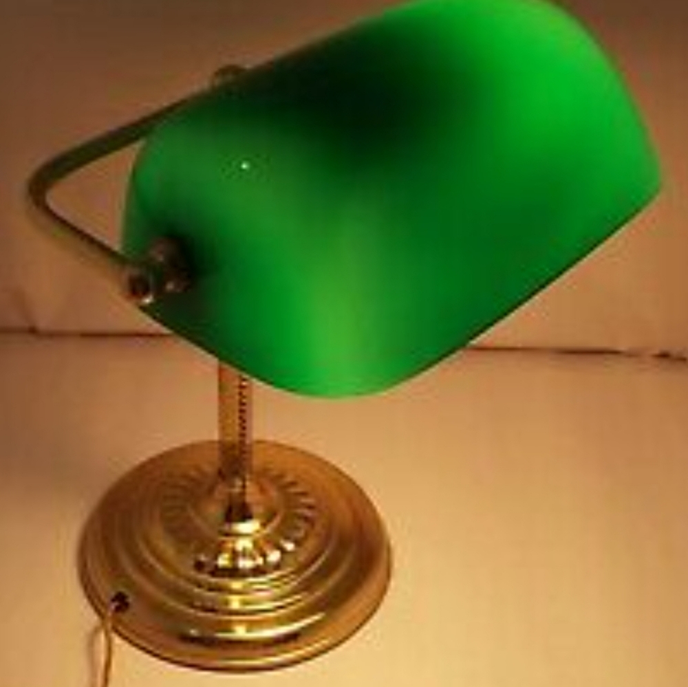 Green vintage decks lamp